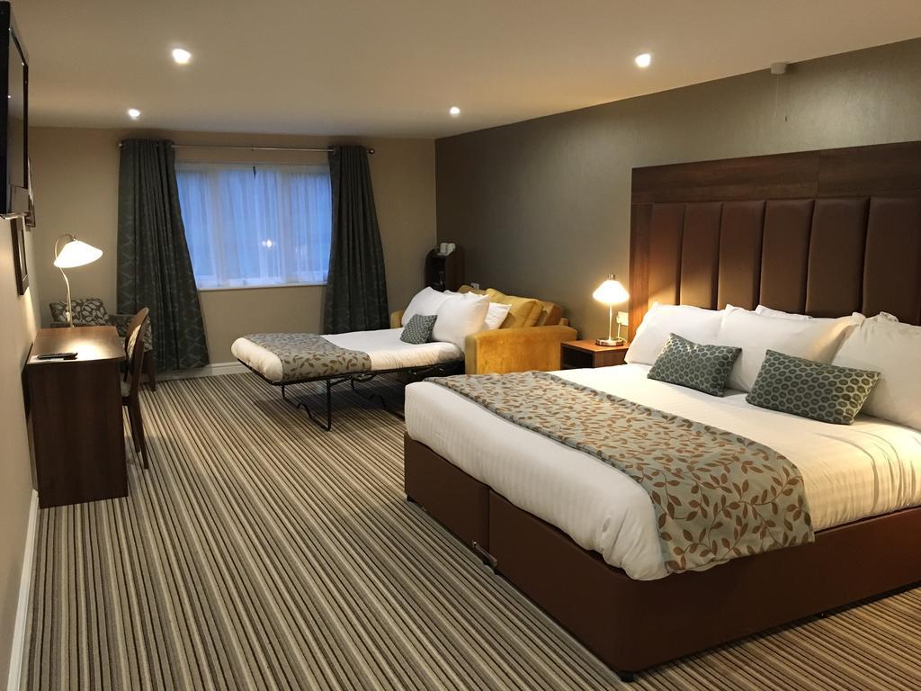 Twin Oaks Hotel Chesterfield Phòng bức ảnh