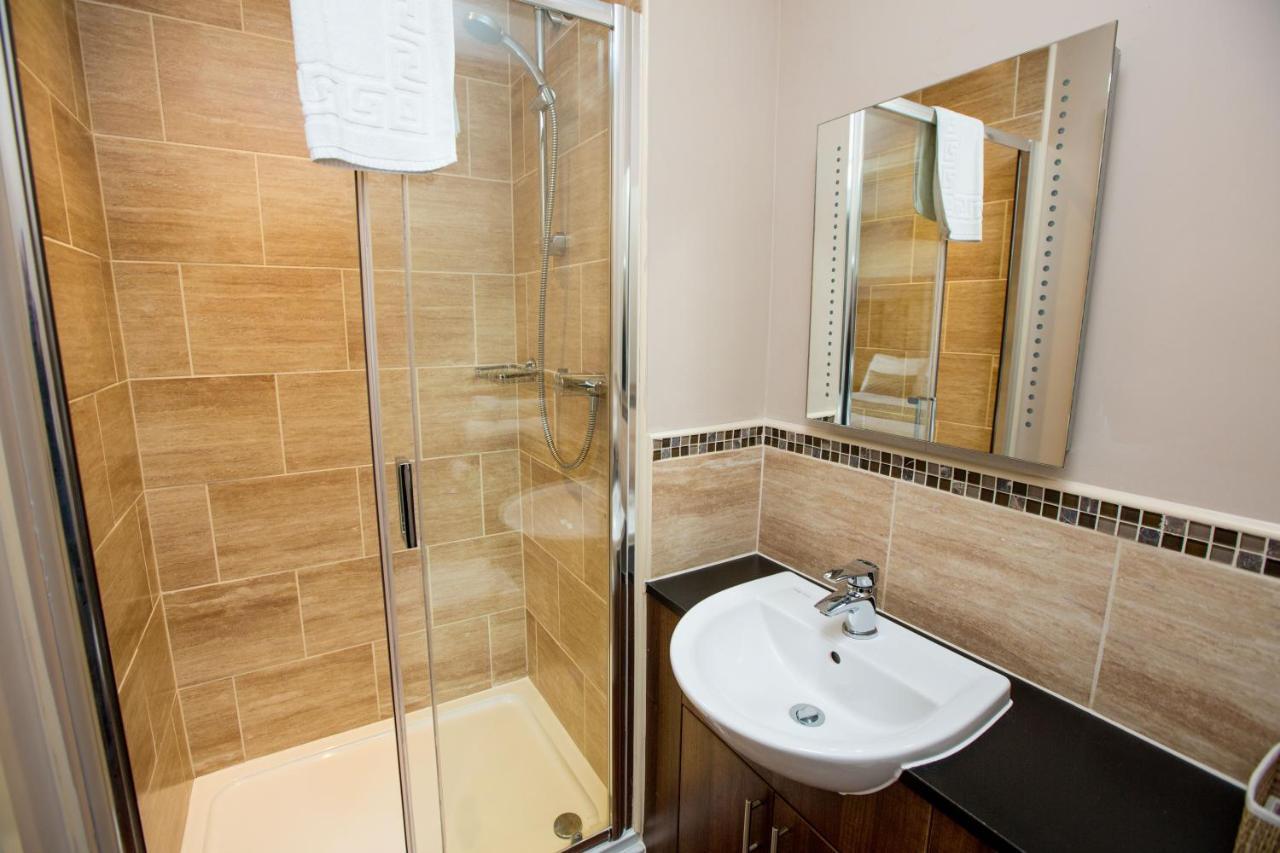 Twin Oaks Hotel Chesterfield Ngoại thất bức ảnh