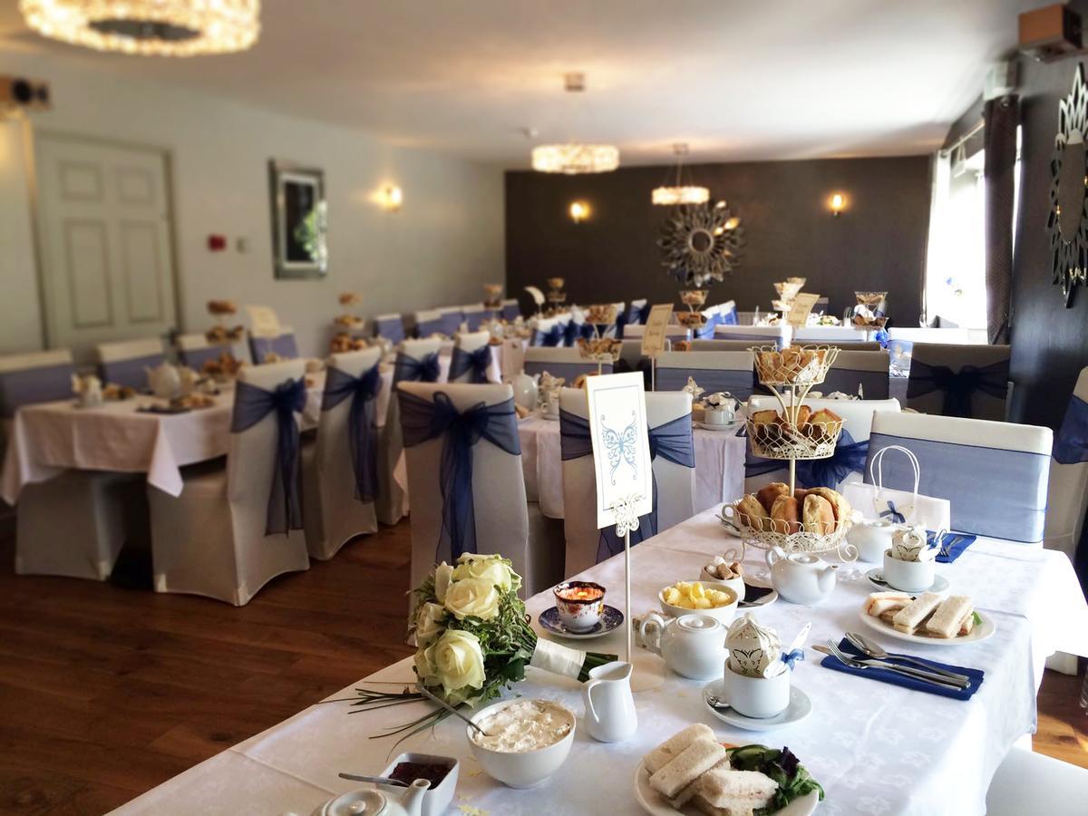 Twin Oaks Hotel Chesterfield Ngoại thất bức ảnh